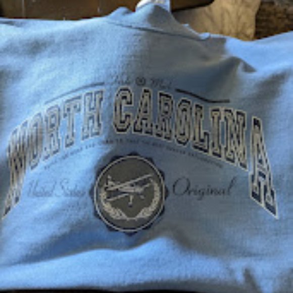 UNC Blue North Carolina Sweatshirt - Picture 4 of 4